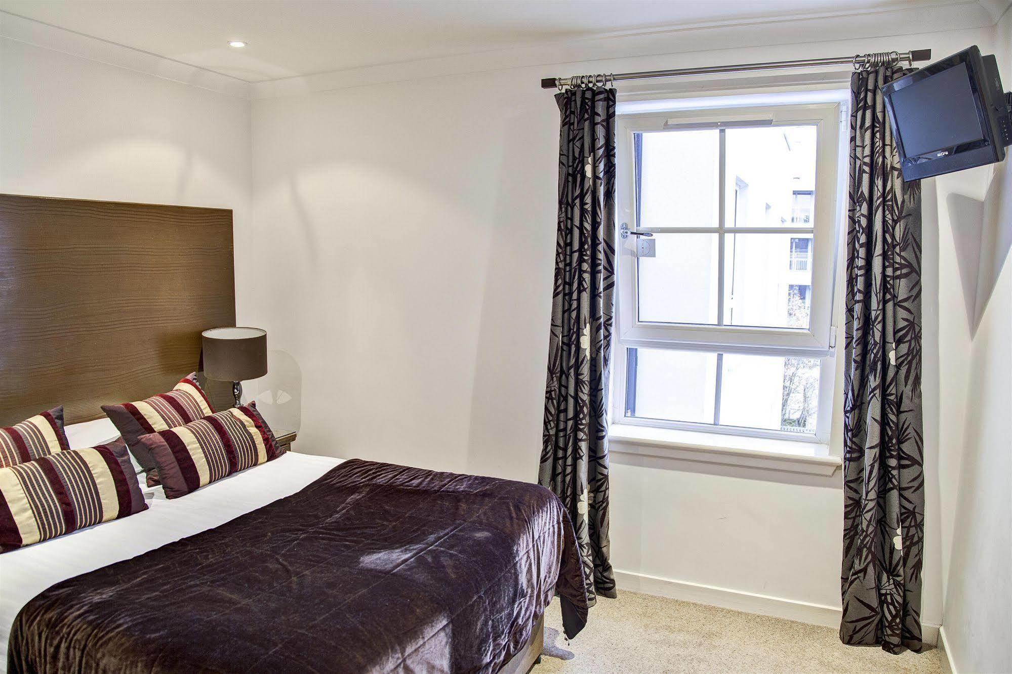 Fountain Court Apartments - Grove Executive EDI Buitenkant foto