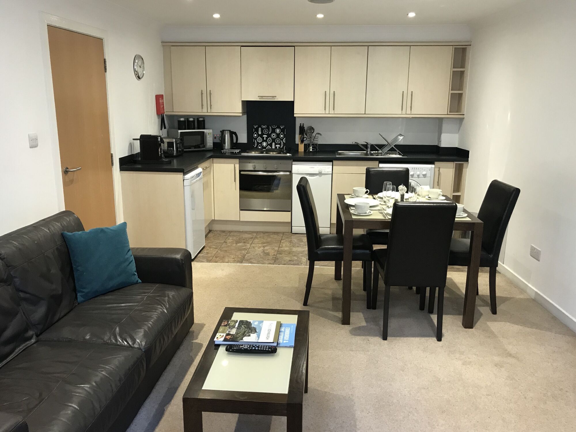 Fountain Court Apartments - Grove Executive EDI Interieur foto